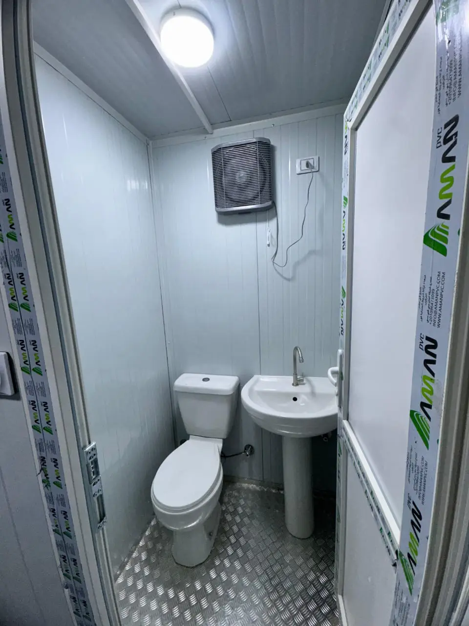 كرفان حمامات للبيع متنقل وثابت