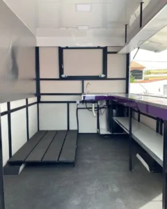 بالصور كرفان مشروبات من الداخل